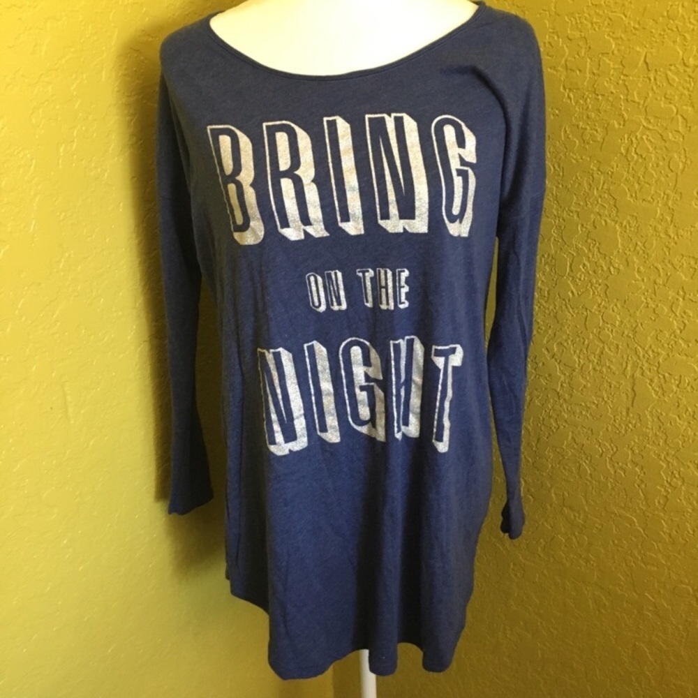 Victoria’s Secret Bring On The Night Sleep Shirt - Picture 2 of 3
